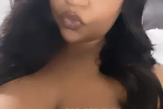 The caramel dream 💕 Effortless confidence😍 magnetic presence 💎Super wet pussy 🙈🎀 - Image 2