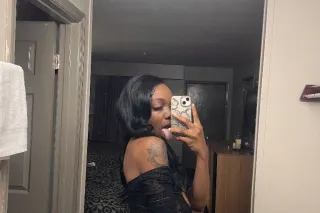 24:7 availbility 💗New Pretty Face 😍 | Slim-Thick Curves 🍑 | 10/10 Experience You Won’t Forget 💋 ✨ - Image 1